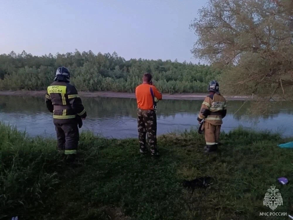 Ребенок утонул в Алтайском крае

Вечером 4 июня на берегу реки Ануй в Петропавловском районе 12-летн