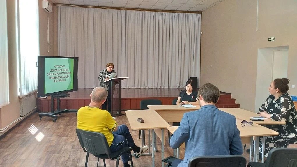 ✨ На прошлой неделе мы провели очень продуктивный круглый стол с талантливыми педагогами Чапаевской 