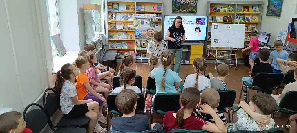 5 июня 📅
📚✨ У Лукоморья день чудес!

Сегодня в лагере прошёл День русского языка и день рождения в