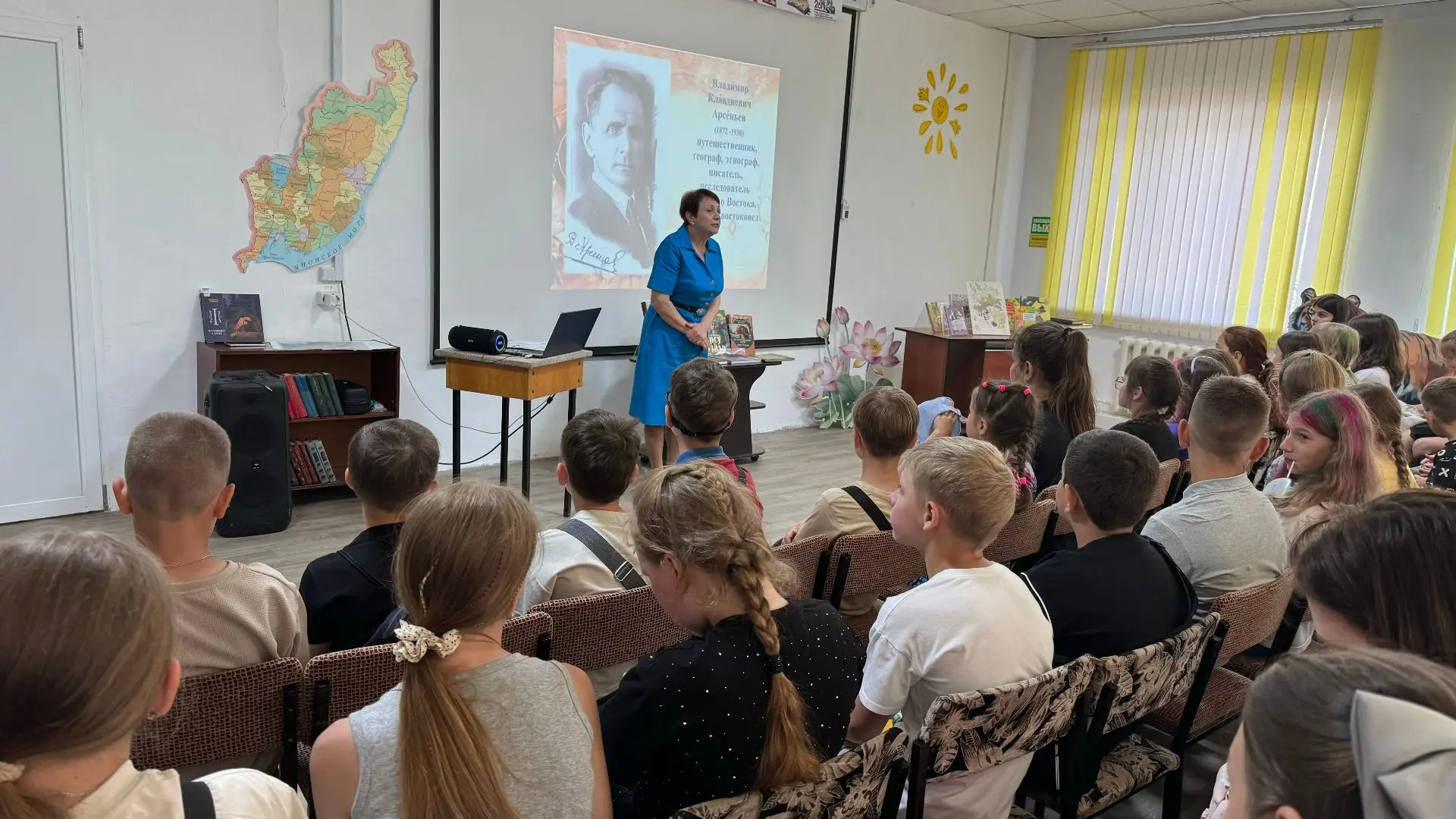 В Центральной библиотеке продолжается знакомство с книгами, вышедшими по Губернаторской издательской