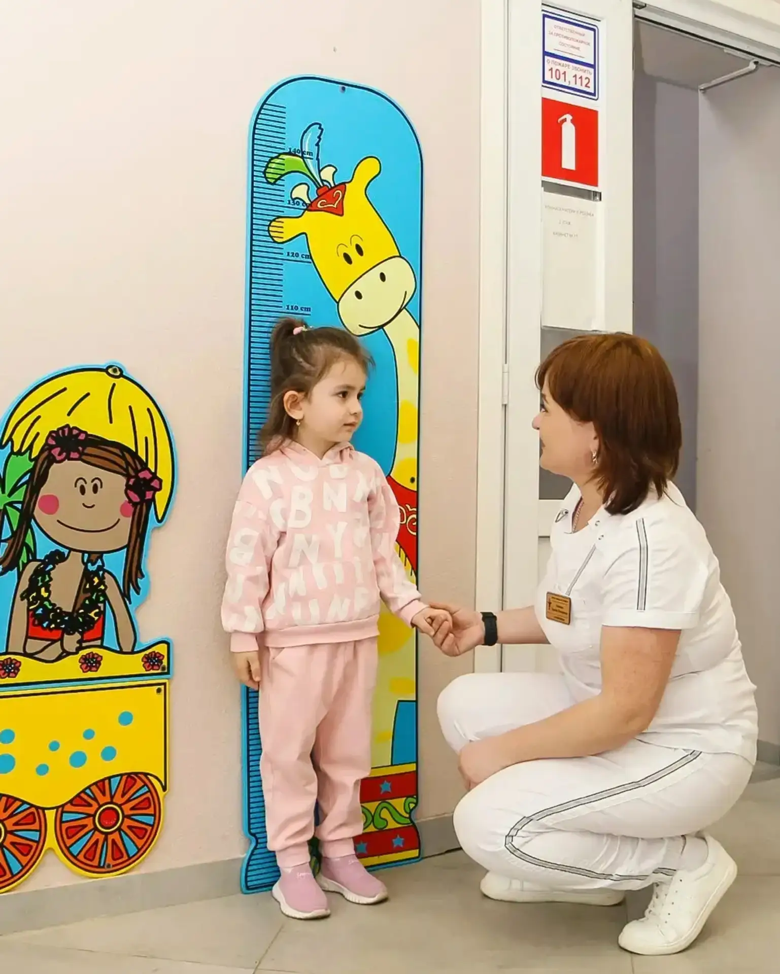Специалисты Адыгейской межрайонной больницы проводят комплексное обследование школьников для раннего