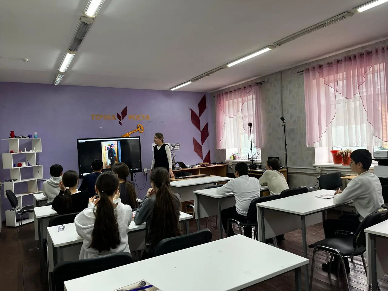 В МКОУ «Новокаракюринская  СОШ им М. Р. Расулова » с учащимися 9-11 классов было проведено профилакт
