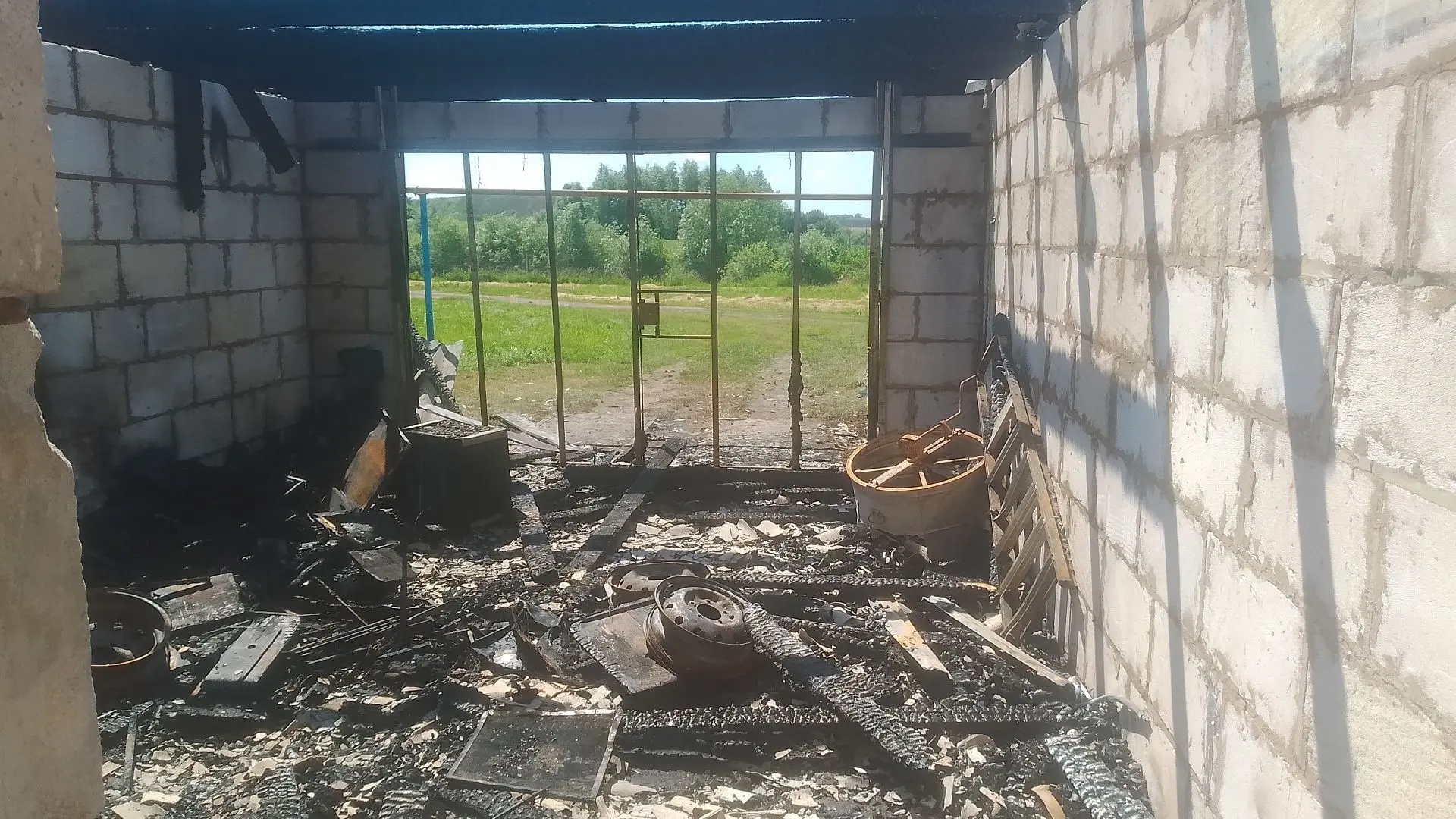 🔥Причина пожара электропроводка
    👍 Открытие электричества принесло в нашу жизнь массу удобств и