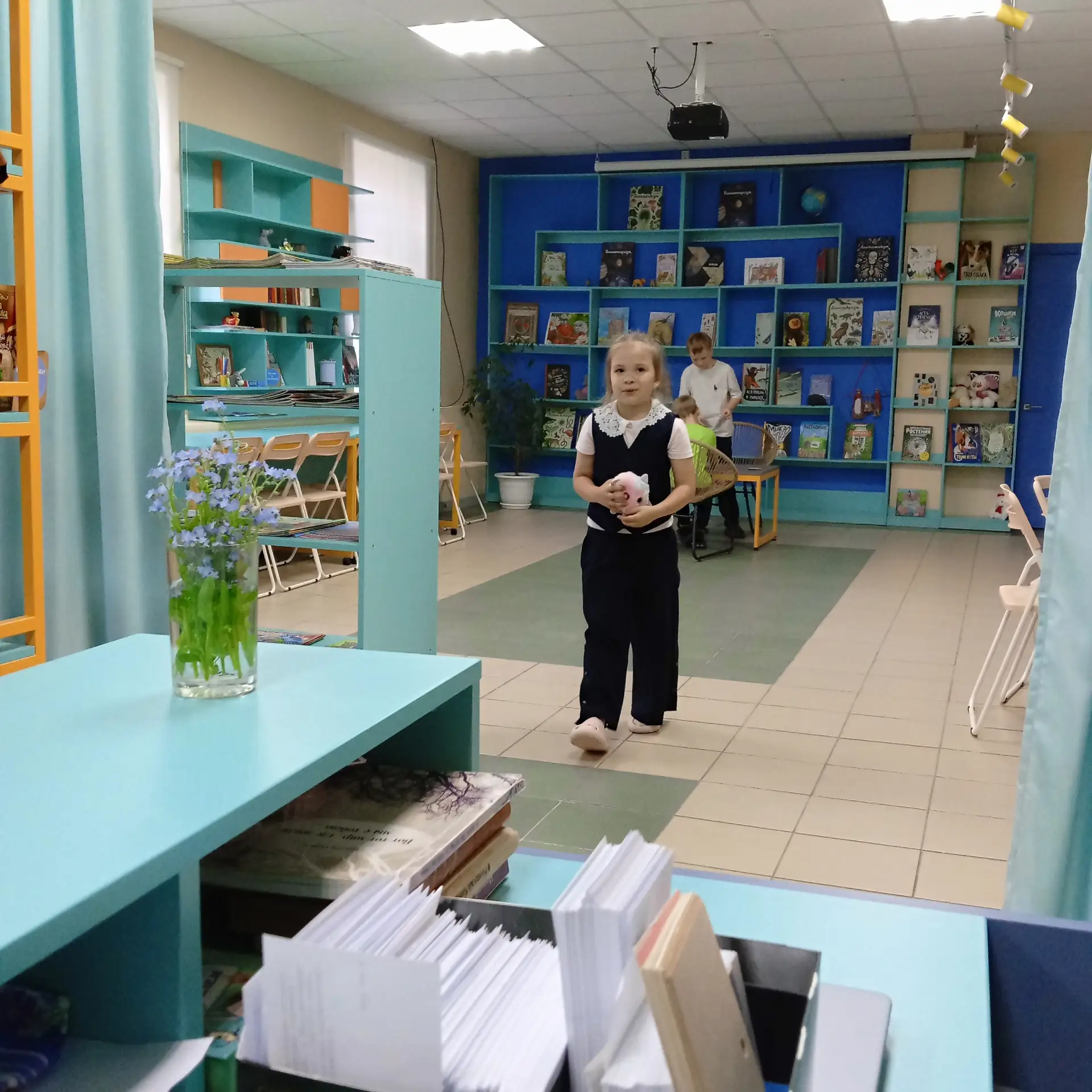 Сегодня, 25 мая, начало новой недели, и мы от всей души желаем нашим взрослым читателям лёгкой и пло