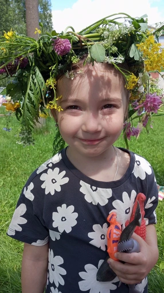 🦋« День полевых цветов! »🌼

🌿Наши ребята с самого утра превратились в настоящих флористов: училис