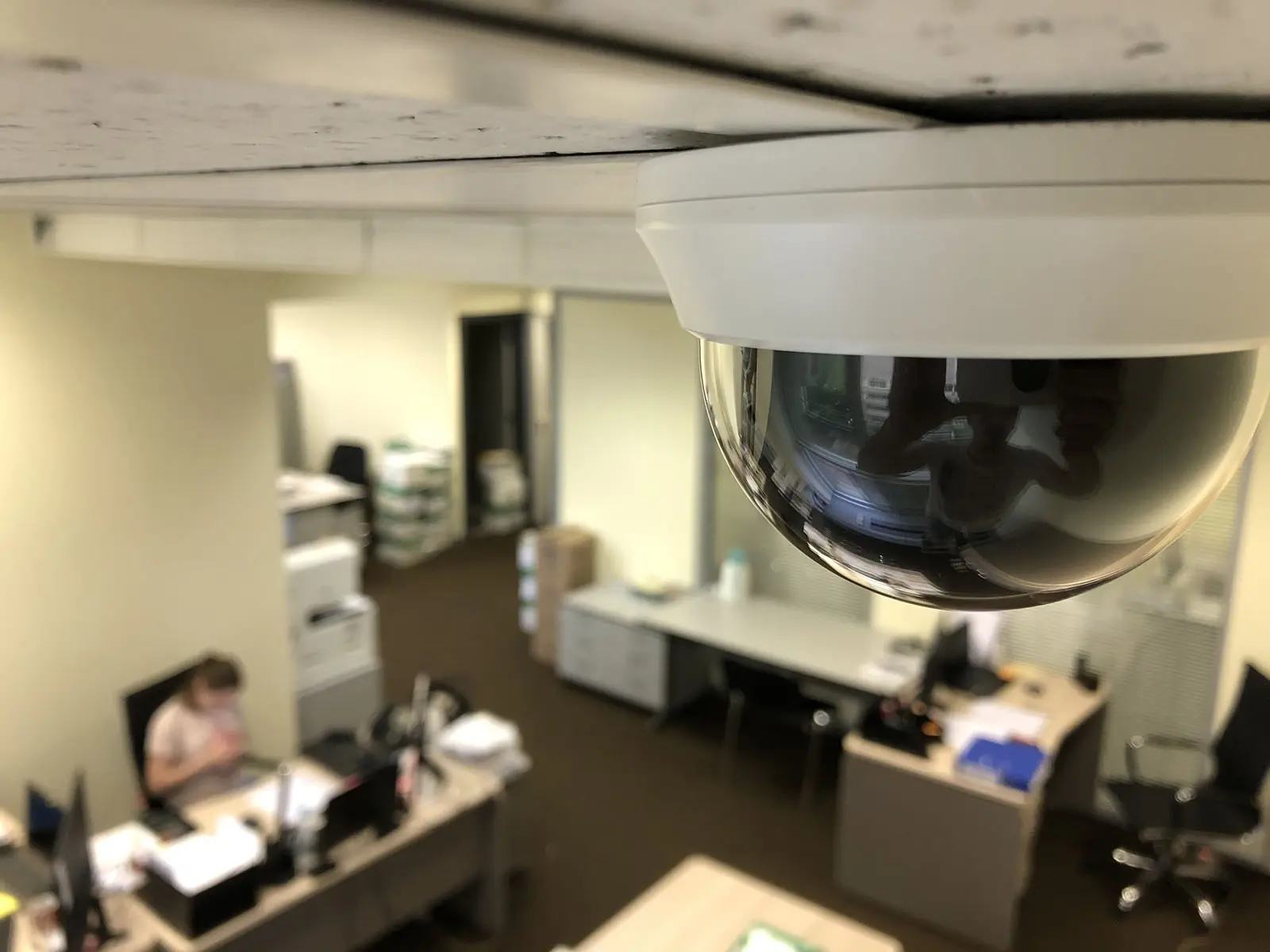 Ваш бизнес под контролем 24/7: почему видеонаблюдение нужно любому предпринимателю 👨🏻‍💼👩🏻‍💼

Б