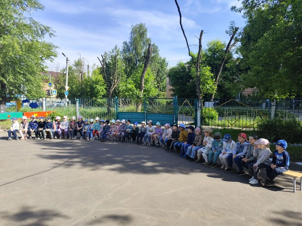 ☀️ Самый детский день — с играми и Карлсоном! ☀️

Сегодня День защиты детей прошел под девизом «Спок