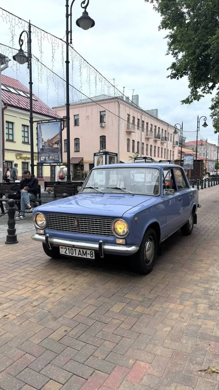 🔥 Белорусский каршеринг добавил в парк легендарную «Копейку» — ВАЗ-2101

Взять её можно прямо через