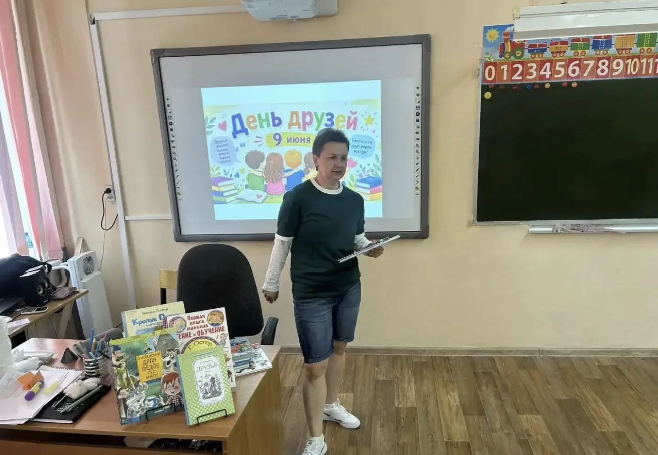 В рамках тематического дня в детском оздоровительном лагере «Радуга» прошло занятие «День дружбы», к