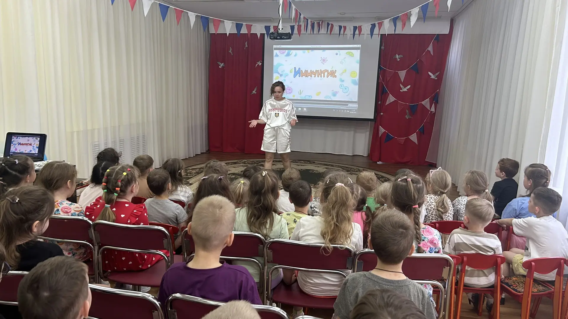 🦸‍♂️ В детском саду № 13 «Вишенка» прошло увлекательное и полезное мероприятие!
Ребята познакомилис