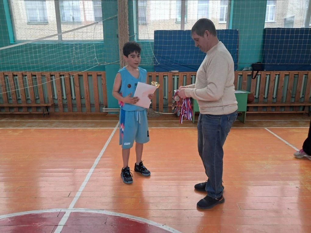 Сегодня команда муниципального казенного учреждения "Спортивно-оздоровительный комплес" приняла учас