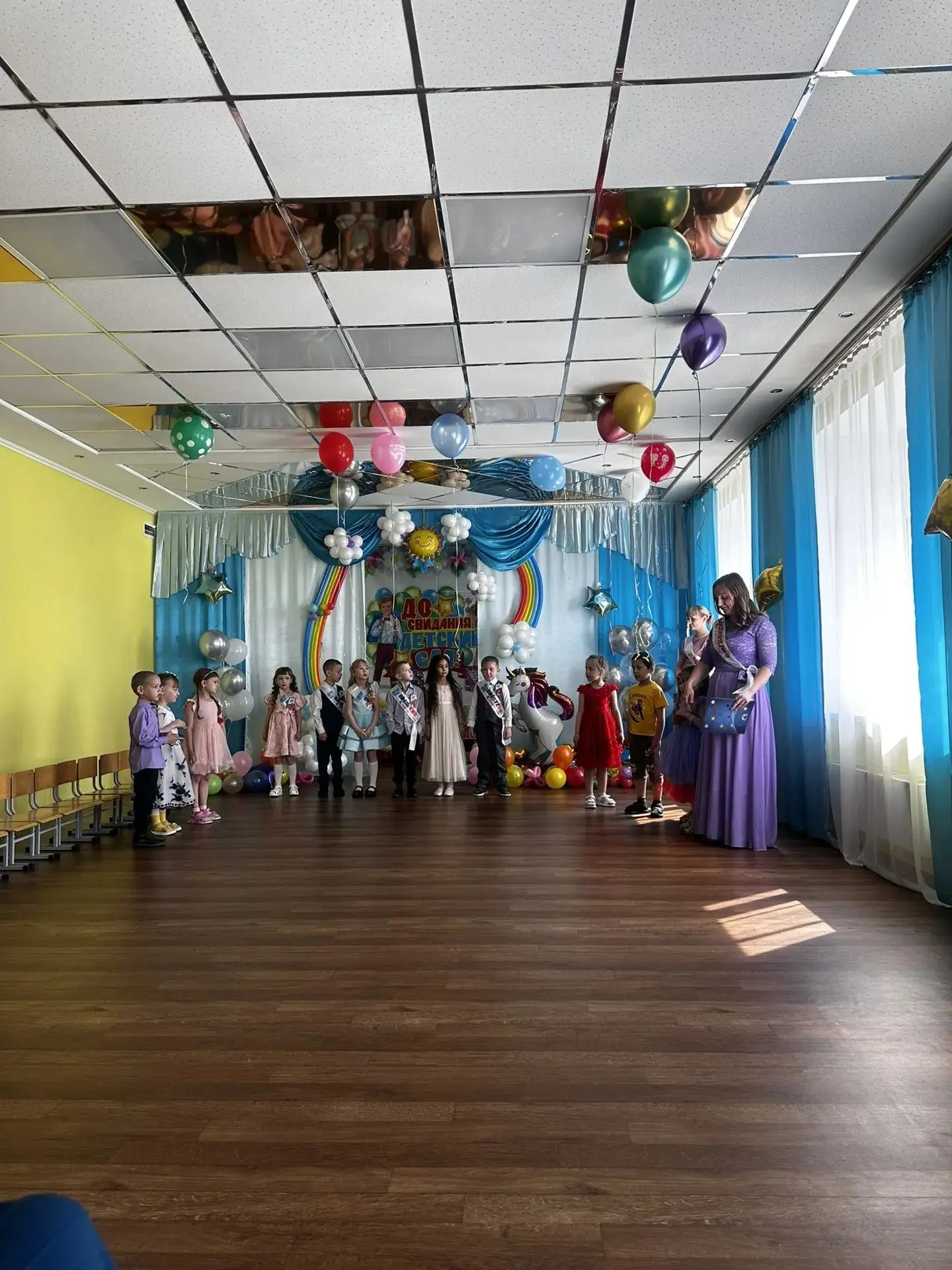 🎓 До свидания, детский сад! Здравствуй, школа!

Сегодня в нашем дошкольном отделении  особенный ден