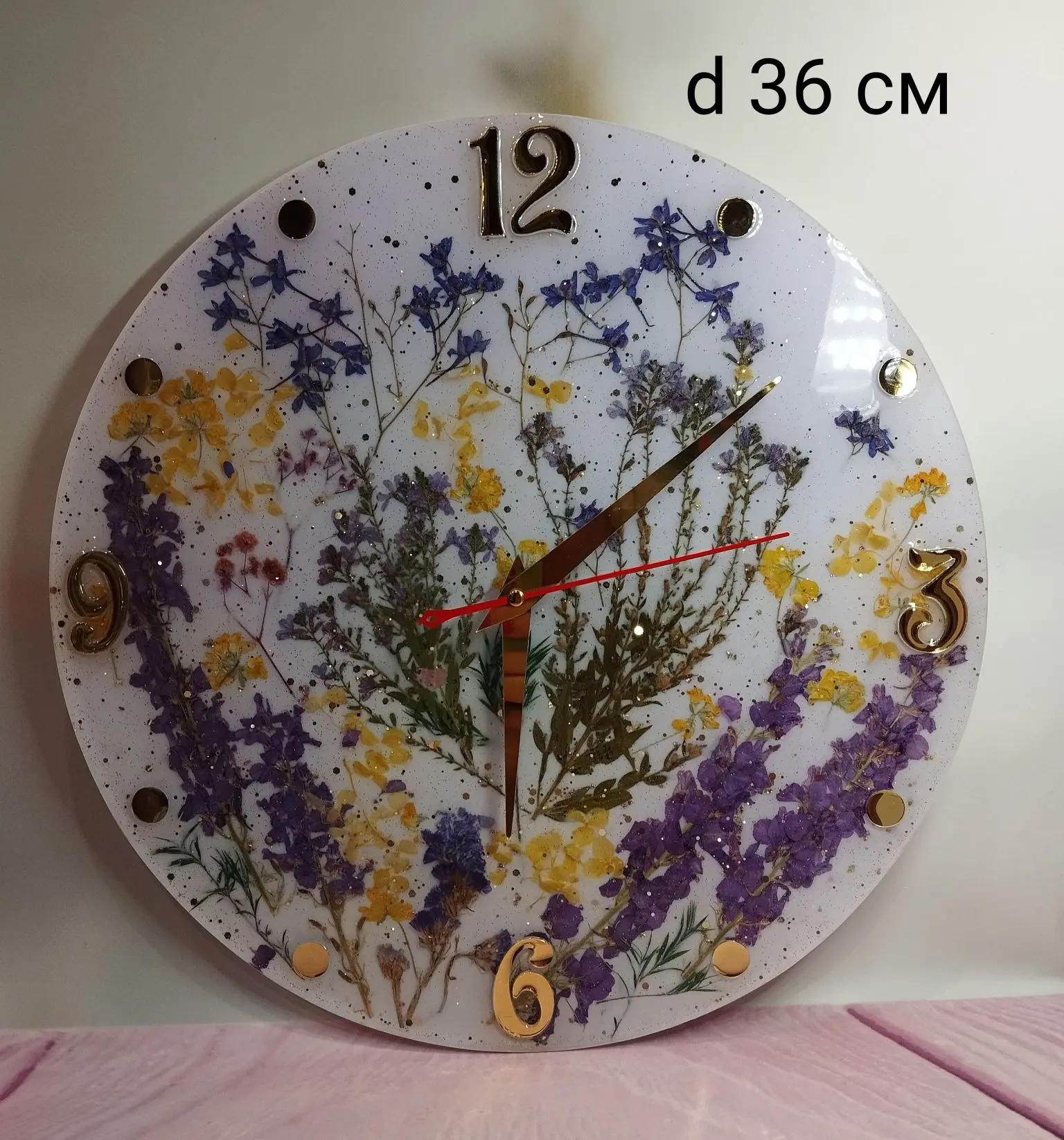 Часы с сухоцветами, диаметр 36 см.
Цена 3500 р.