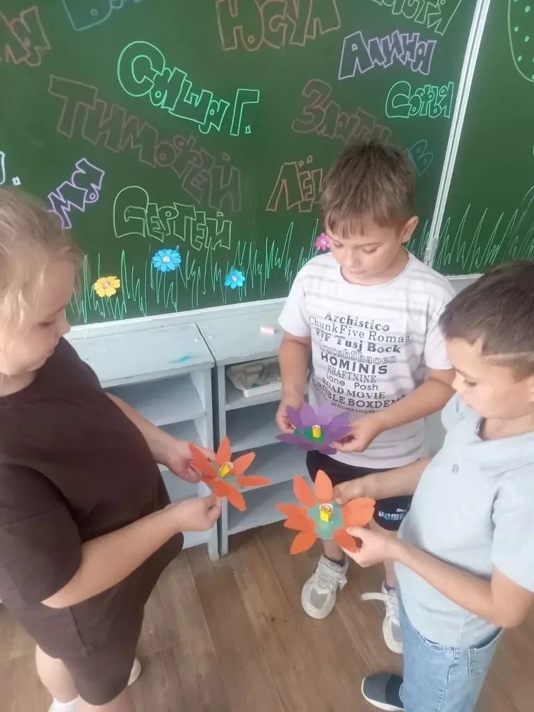 🎉 День родного края в летнем лагере! 🎉

Сегодня у нас был невероятно насыщенный и познавательный д