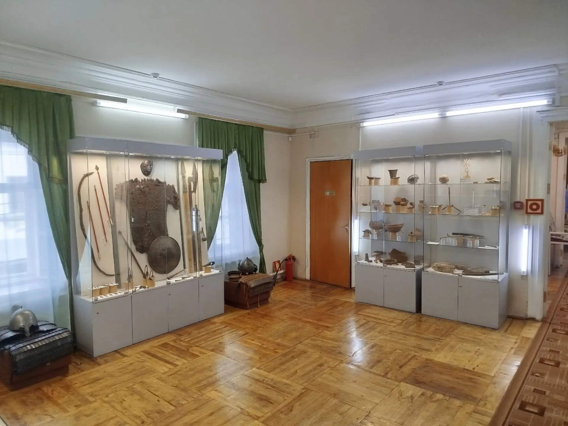 Как вам цвет? Подходит для старинного здания?
