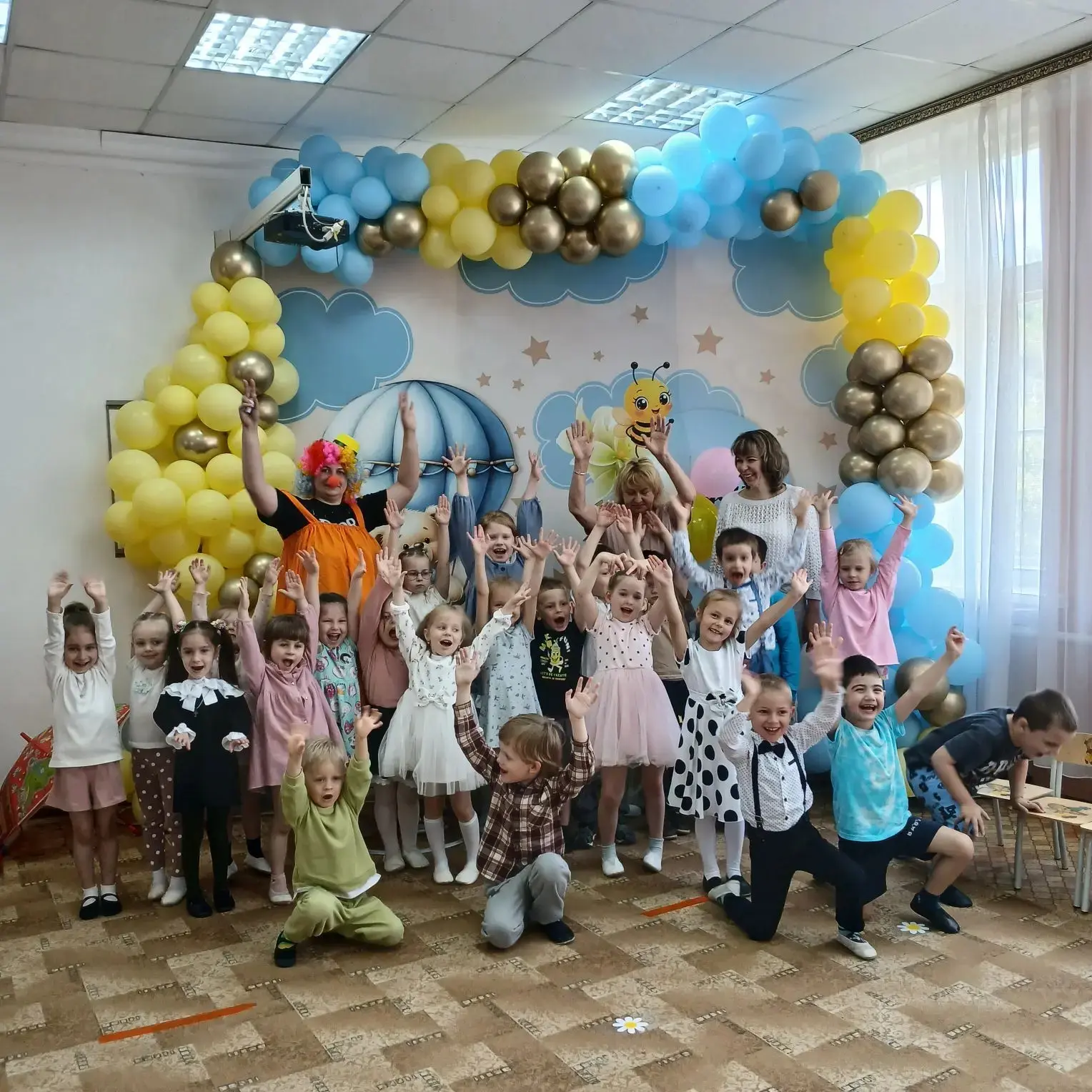 В первый день лета отмечается международный праздник – День защиты детей👫

Радостно, звонко, тепло 
