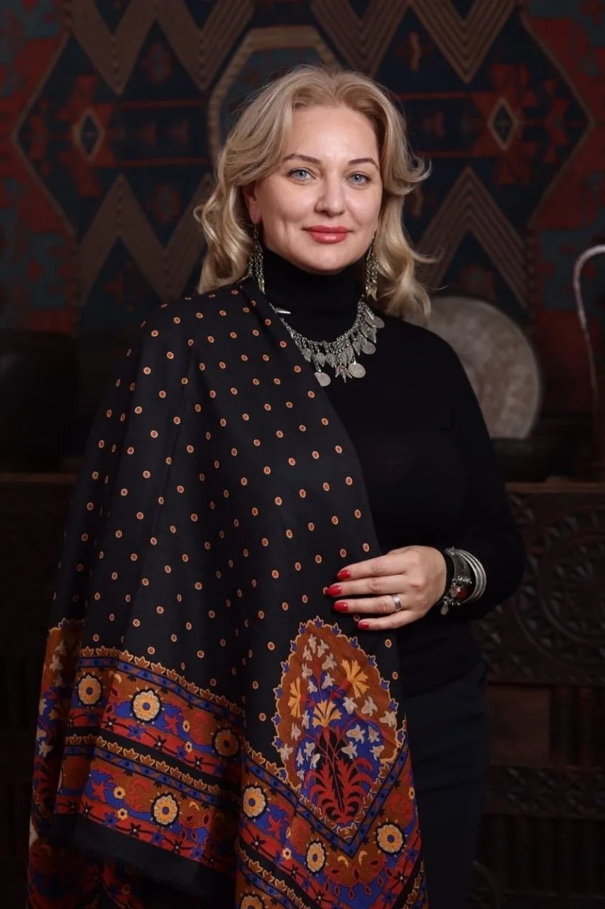 💐Уважаемая Зарема Ажуевна! 

Коллектив Национального музея РД им. А. Тахо-Годи поздравляет Вас с пр