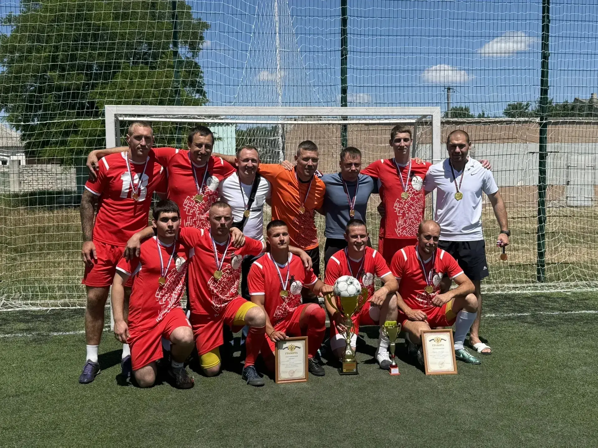 🏆 КУБОК НАШ! КОМАНДА ХТУ — ПОБЕДИТЕЛЬ ТУРНИРА ПО МИНИ-ФУТБОЛУ!

Вчера состоялся финал Кубка Главы Г