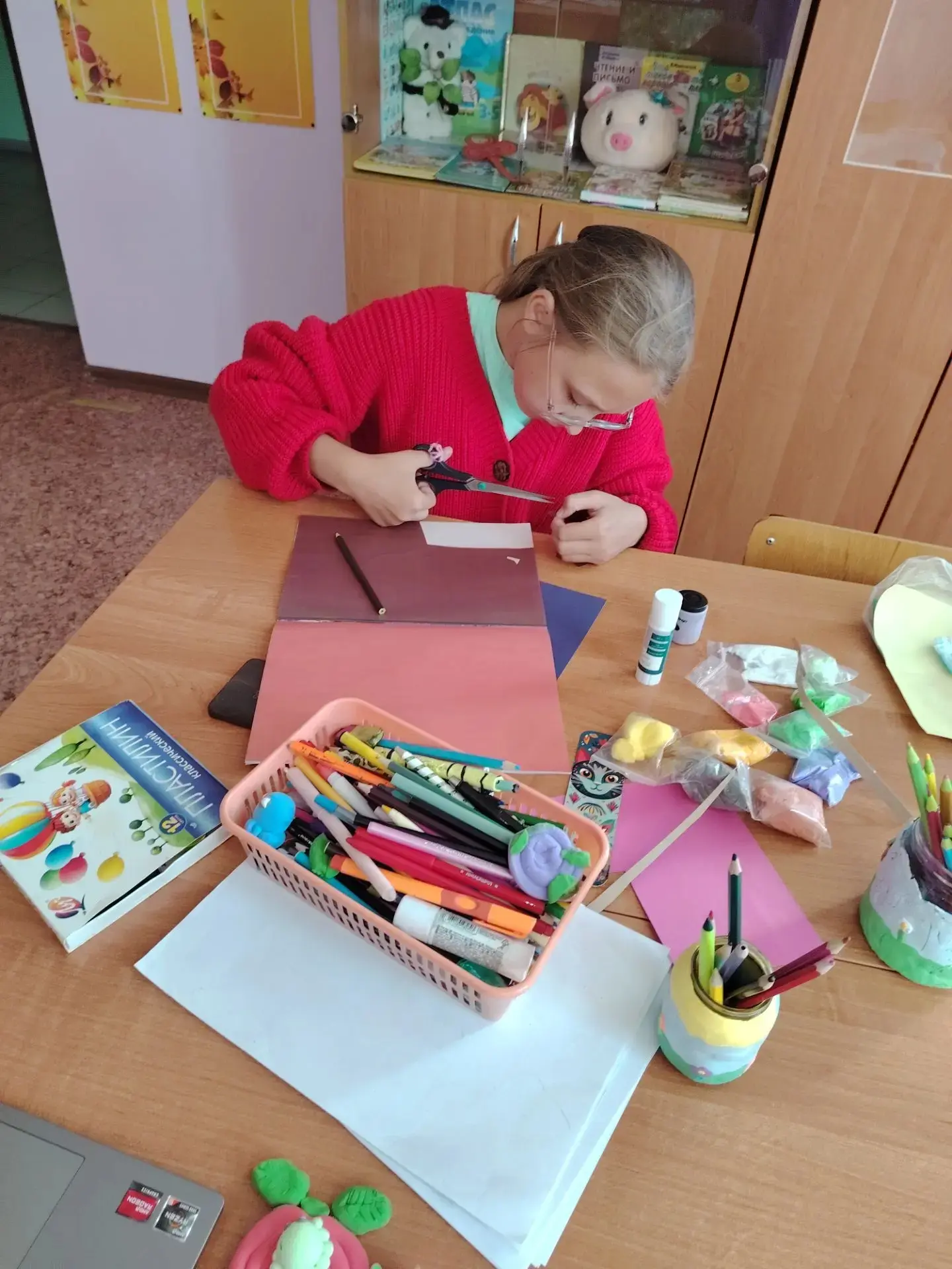Прошёл ещё один день работы школьного  лагеря. Сегодня дети участвовали в викторине "День мореплават