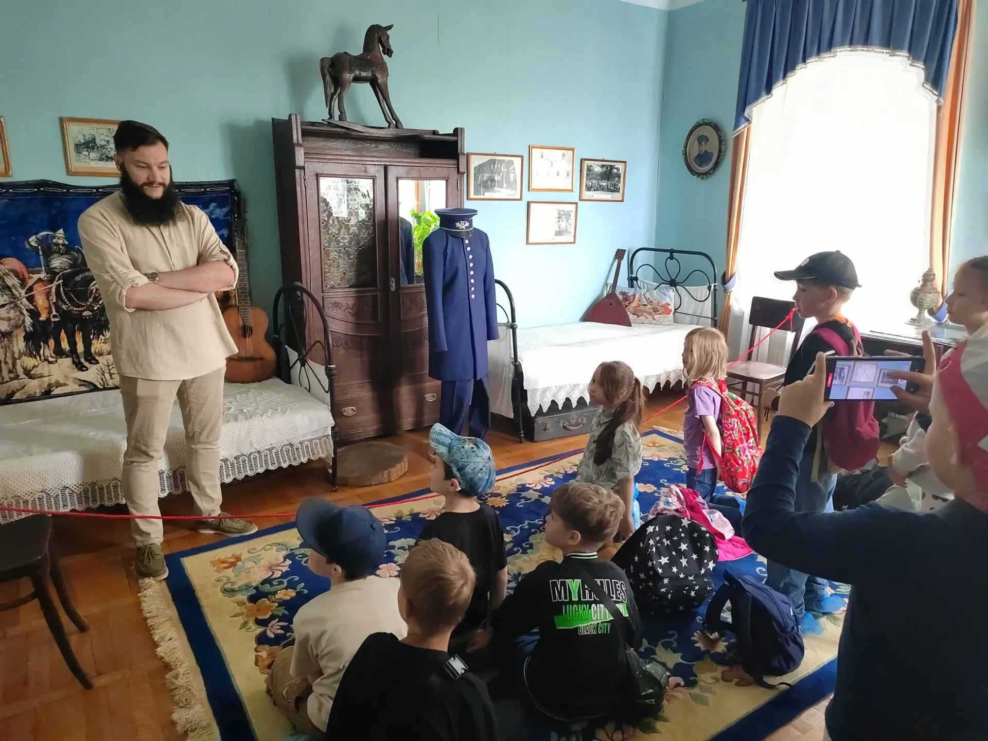 Путешествие во времени состоялось вчера в жизни наших лагерных ребят! Вместе с педагогами они отправ