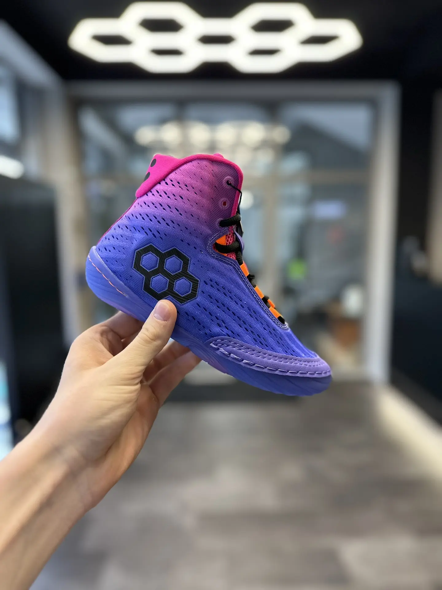 RUDIS HILDEBRANDT👾

📐SIZE - 35/35.5/36/37

13 990₽🏷️

🔗Сайт-https://wreststore.ru