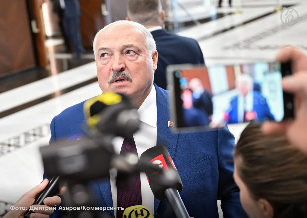 Александр Лукашенко заявил, что не хочет быть посредником в переговорах России и Украины.

«Я вообще