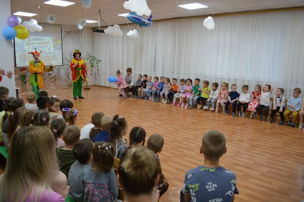 👶1 июня в МКДОУ ЦРР - детский сад №17 г. Россоши прошел праздник - День защиты детей! Первый день л