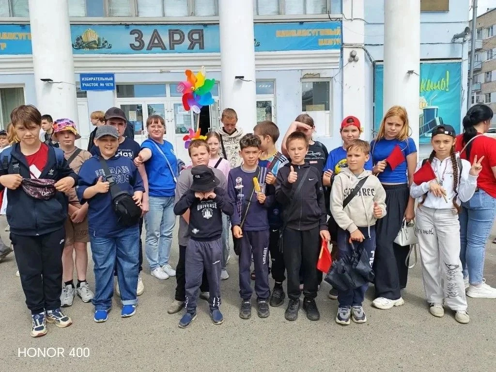 «Лето, солнце, дружба — это наши лучшие дни!»: как прошла первая неделя в школьном лагере
Первая нед