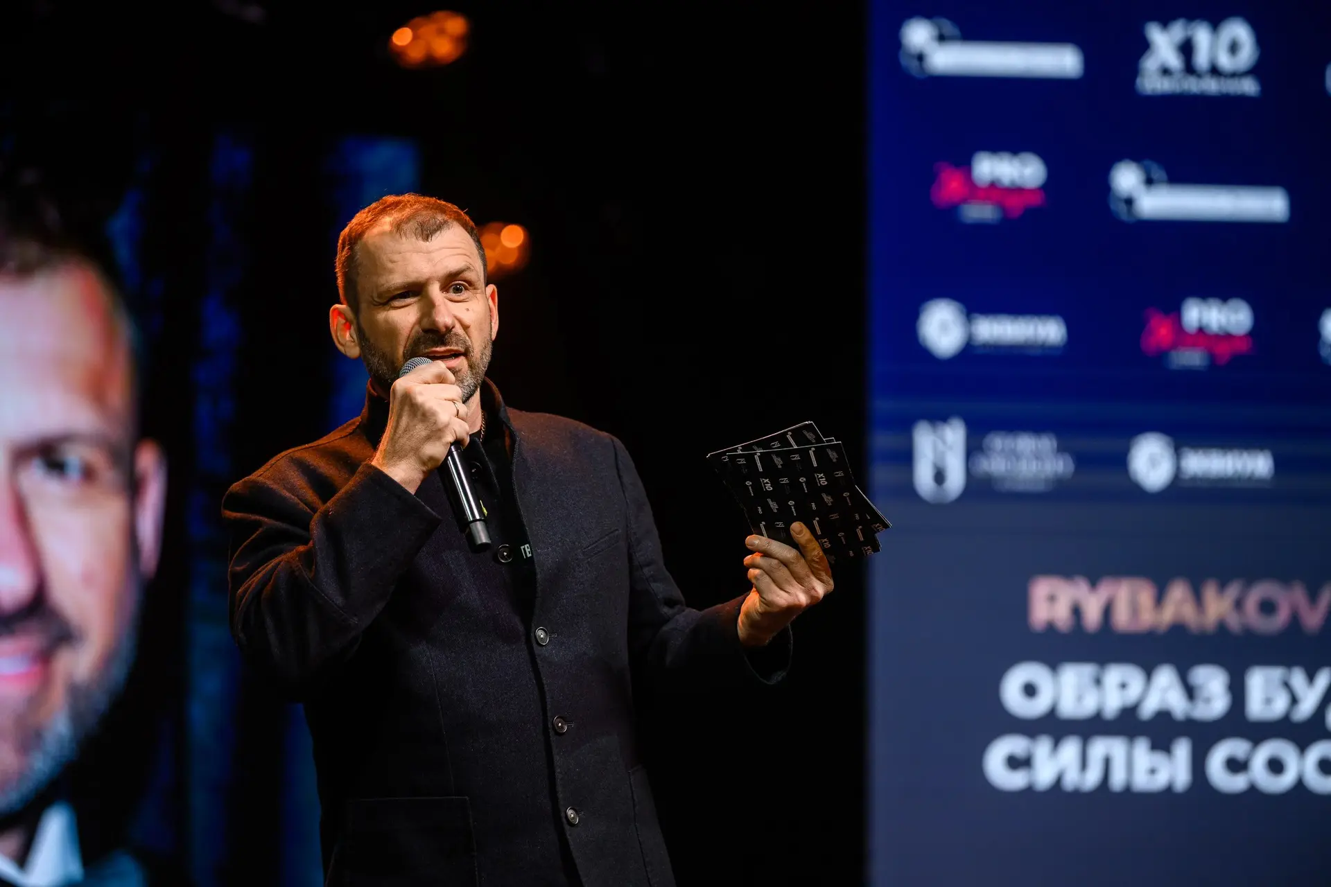 Почему эффективность больше не ведет к силе

Эффективность отвечает на вопрос, сколько можно убрать 