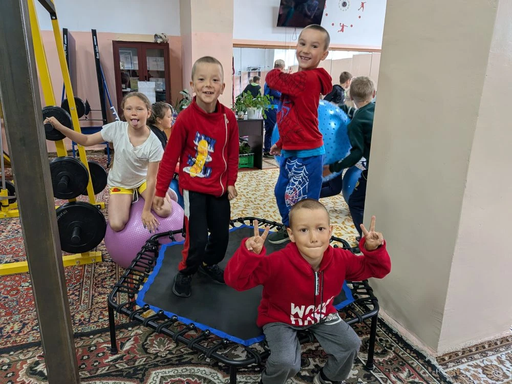 🏋️‍♂️ «Лето без дивана» набирает обороты! 🤸‍♀️

Продолжаем наш классный проект! Сегодняшняя встреч