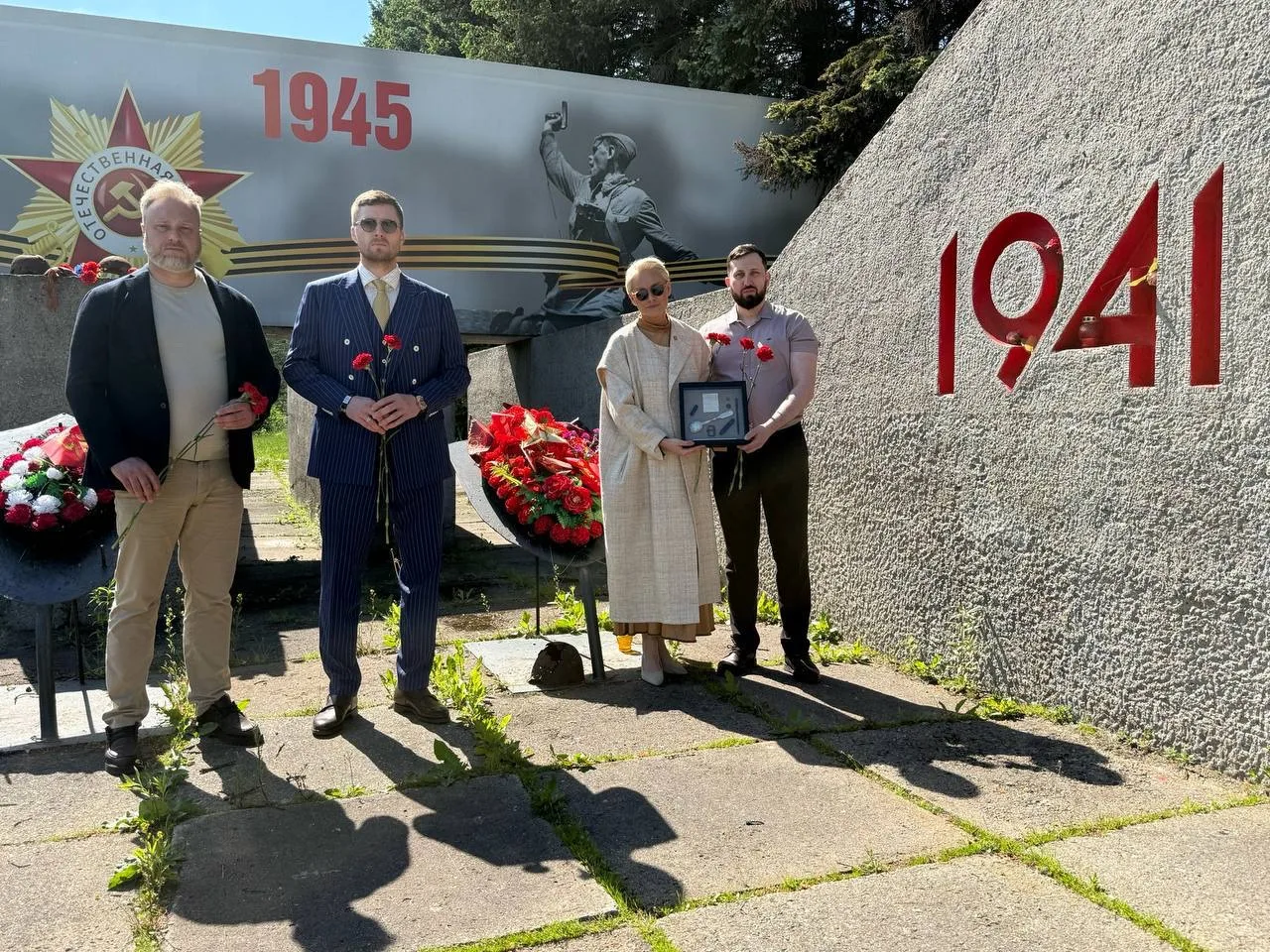 Помнить о героях Великой Отечественной войны — долг каждого из нас

Представительство Омской области