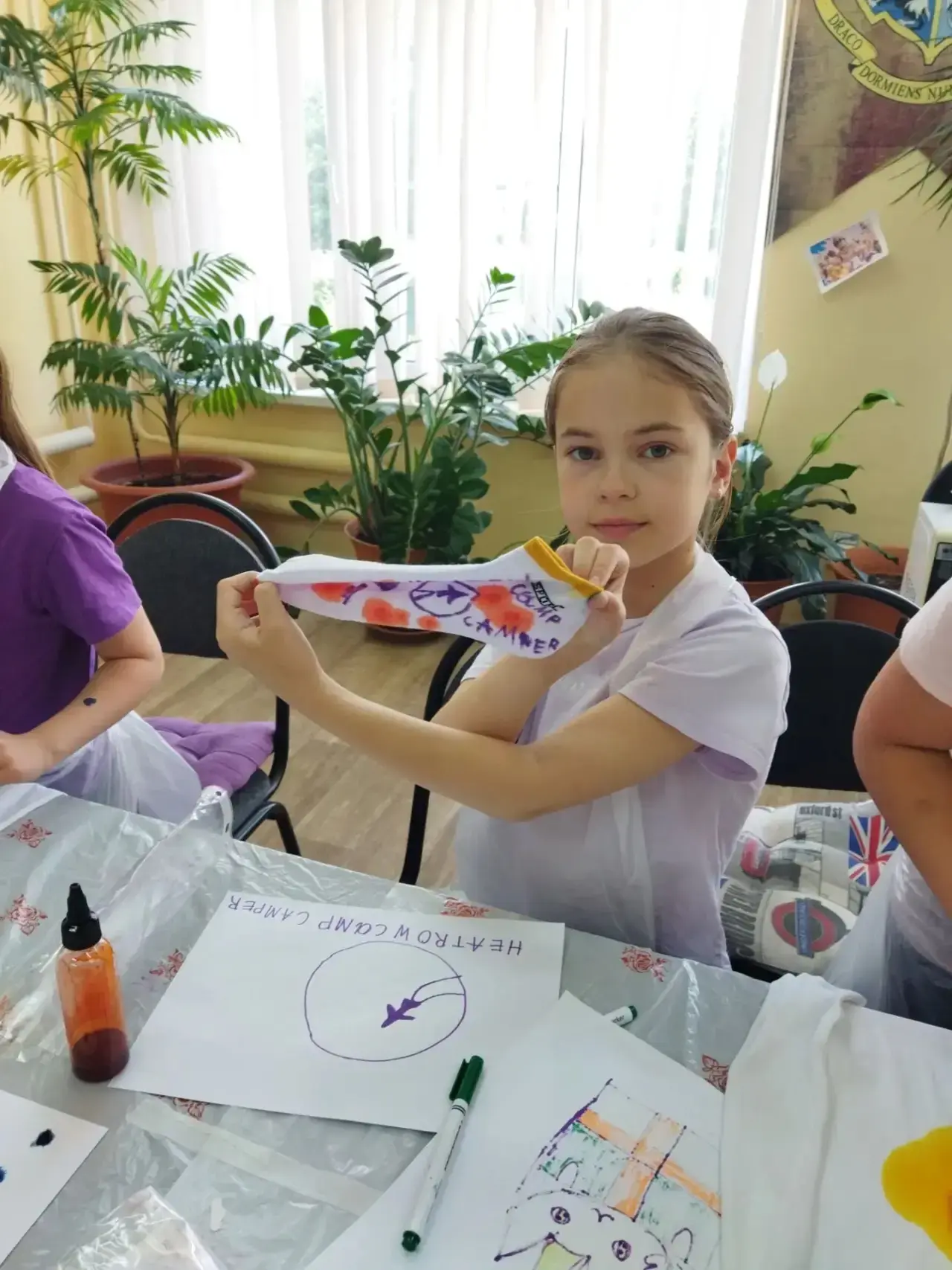 🎨 Вчера в Хитроу было невозможно остаться чистым… и это было просто здорово! 

По традиции начали с