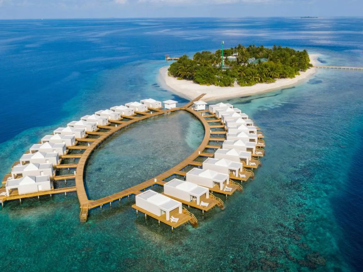 AL на МАЛЬДИВАХ 268 932 - 2 взр.

🏠 LAGOON VIEW MALDIVES 4⭐️
✈️ Москва ➡️ Мальдивы, Мальдивы
📅 17 