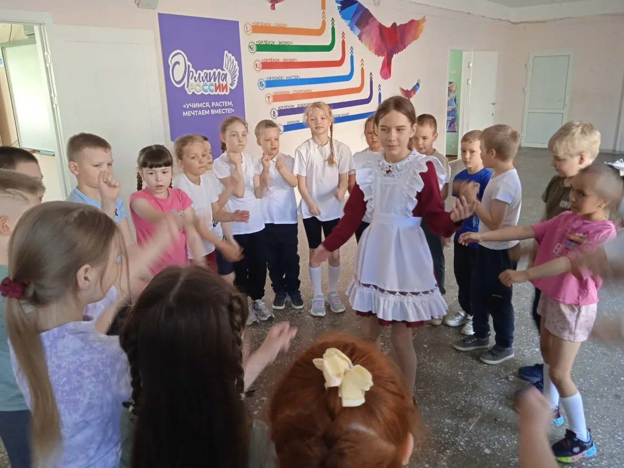 🙂 «Игровая переменка» — это подвижные игры , которые организуют на школьных переменах для младших к