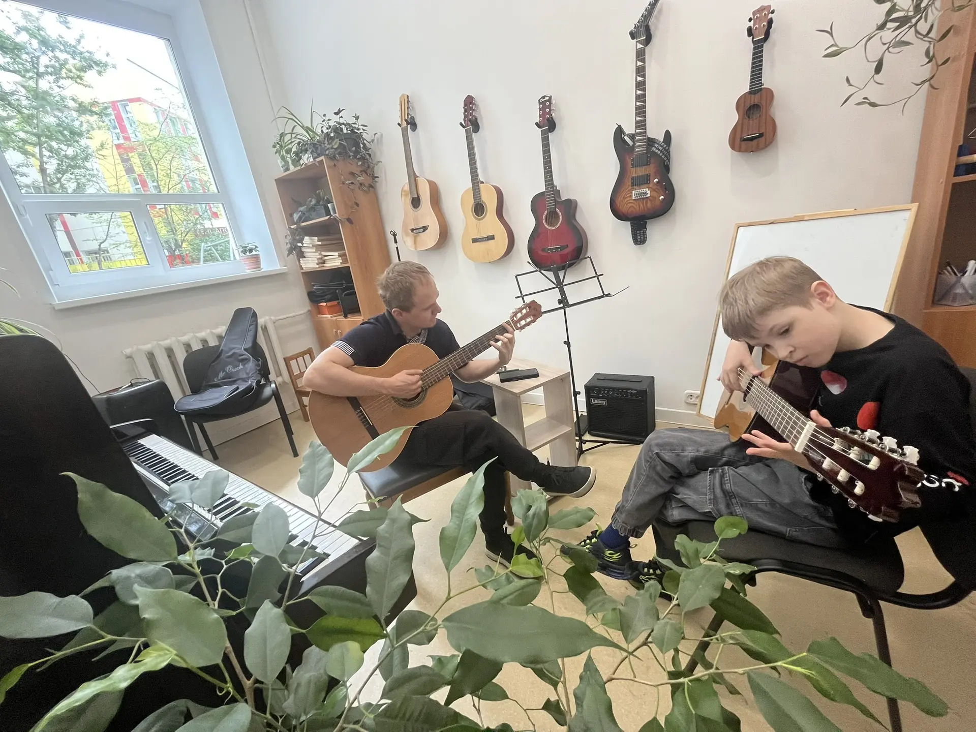 Индивидуальные уроки по гитаре для взрослых и детей! 🎸