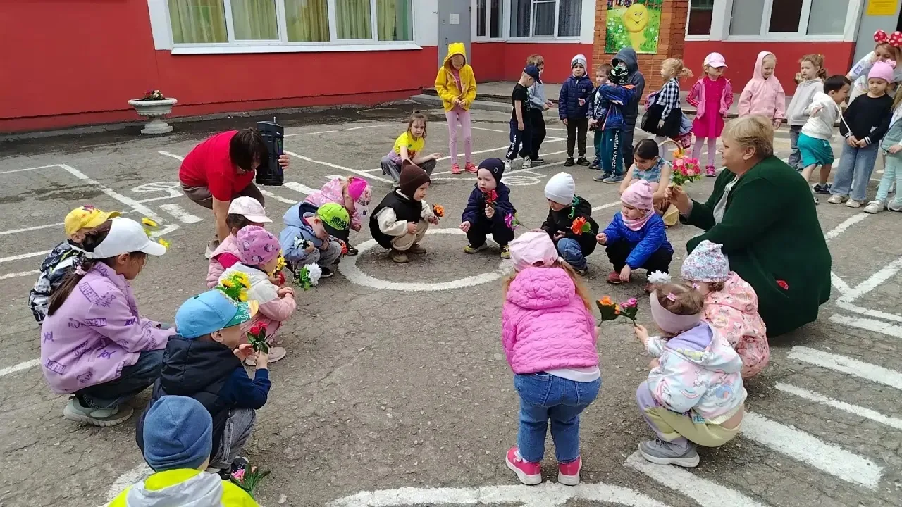 🎉 Сегодня — 1 июня! 🎉
Первый день лета и Международный день защиты детей! 🌞🧸
Поздравляем всех ре