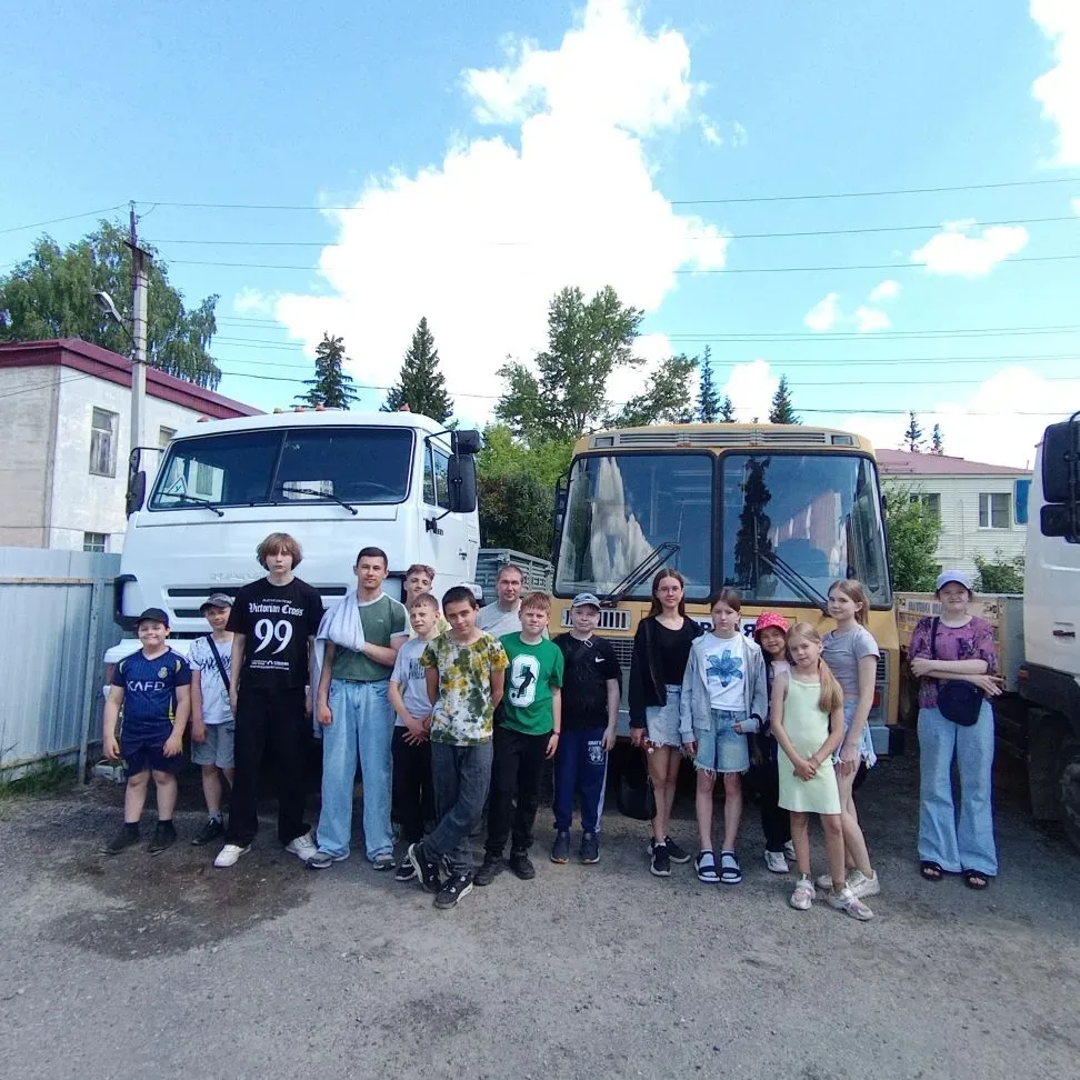 🚙🚗🚚 Восторг и море положительных впечатлений!

4 отряд нашего  пришкольного лагеря "Волшебная стр
