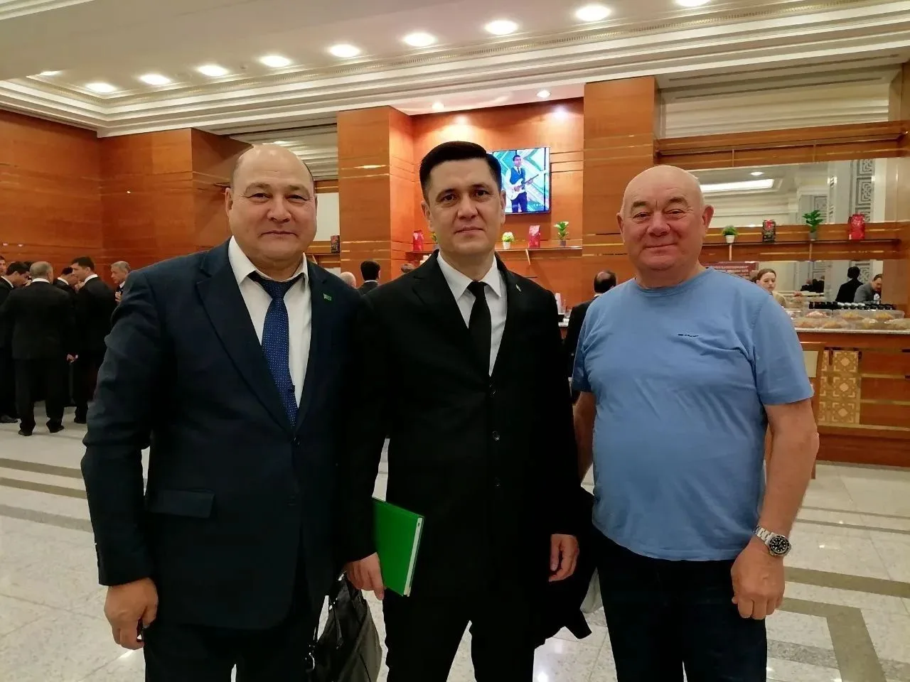 Астраханские предприниматели укрепляют деловые связи с Туркменистаном

🇷🇺🇹🇲Представители астраха