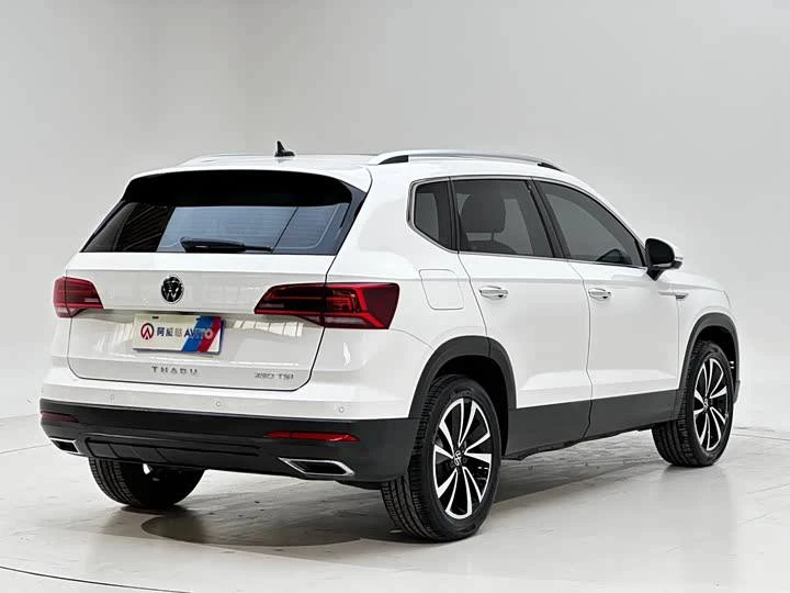 🚗 Volkswagen Tharu 1.4 280 TSI DSG Luxury

💵 Цена "под ключ" в Уфе:  2 270 000 Р
(Включает: достав