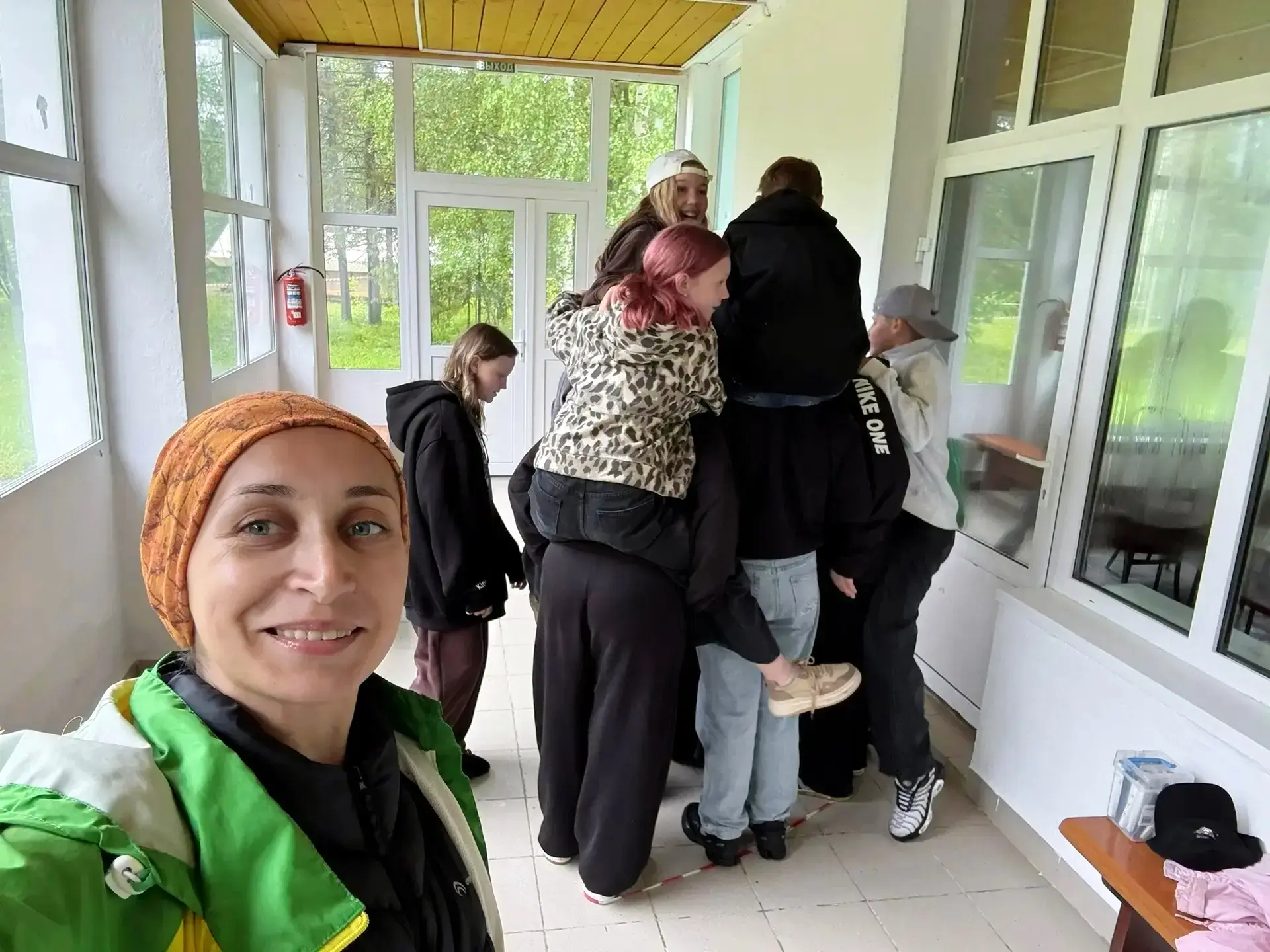 Несмотря на ненастную погоду, 9 июня в загородном лагере им. Володи Дубинина было по-настоящему жарк