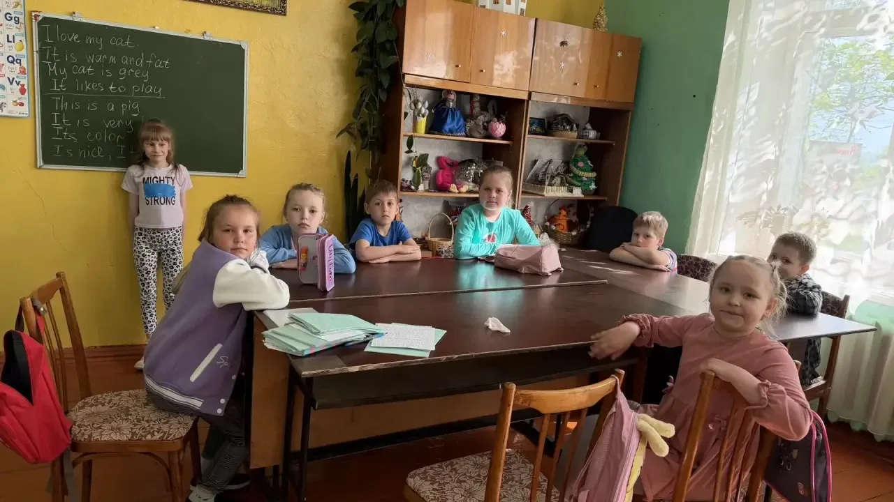 🗣️ English Poetry Day: как в нашем доме детского творчества звучали стихи!

28 мая у нас состоялся 