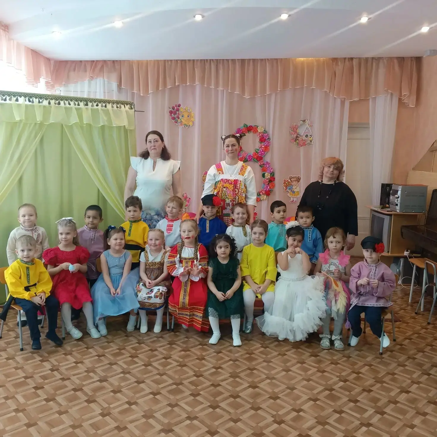 В нашем детском саду прошли традиционные мероприятия, посвящённые прекрасному весеннему празднику - 