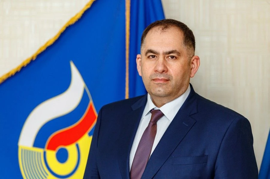 Глава Администрации Октябрьского района Игорь Костенко поздравляет жителей с Днем России:

Сегодняшн