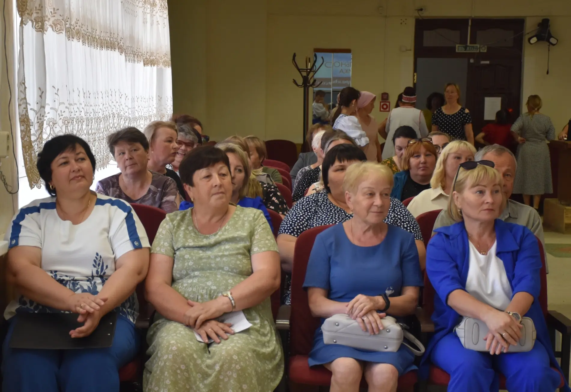 🎉 В Новоторъяльском районе чествовали работников социальной сферы

✨ 10 июня, в День социального ра
