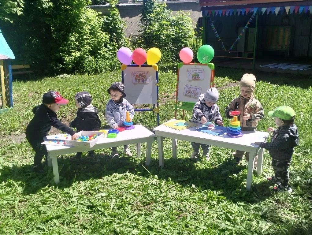 День защиты детей☀️ : радость, движение и летнее настроение

😊 1 июня в нашем детском саду прошли р