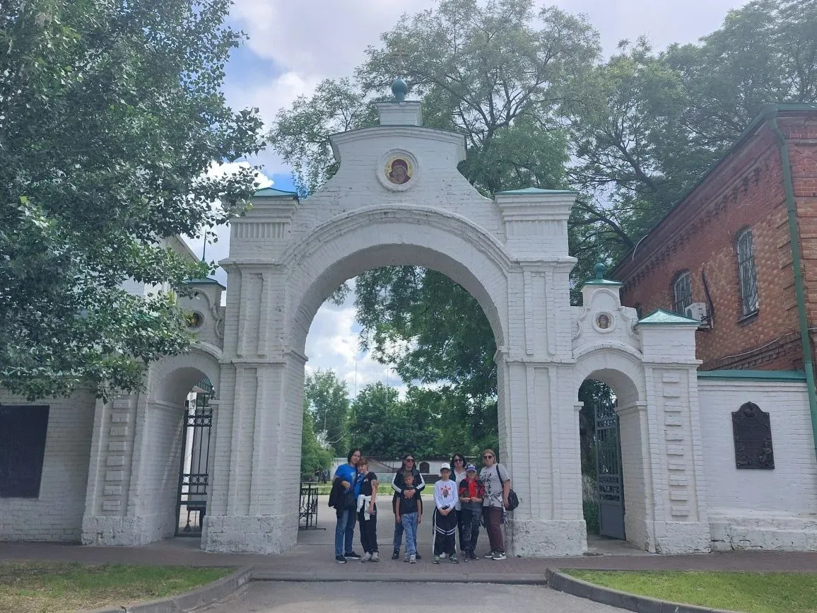 В тур в станицу Старочеркасскую на теплоходе отправились наши выпускники начальной школы вместе с кл