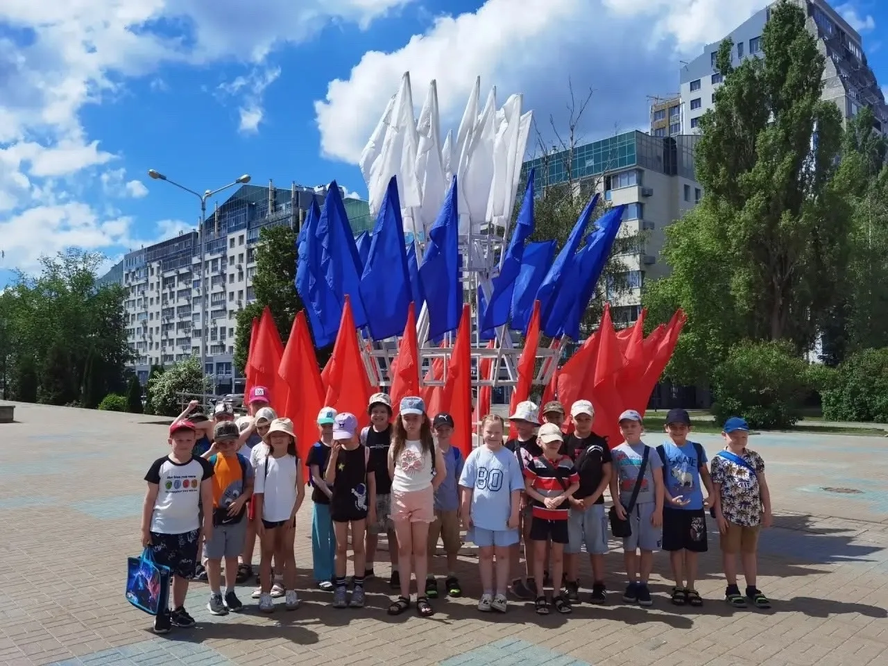 🗓 ДЕНЬ 9 в лагере «Радуга» 🌈

Лето продолжается, а наши активности становятся всё масштабнее! Сего