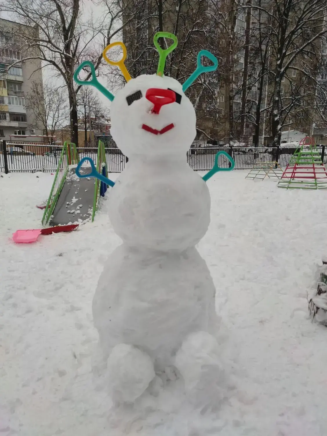 #В_обьективе_МБДОУ_Детский_сад34Улыбка
Как мы лепили снеговика.⛄️⛄️⛄️
Наши воспитанники средней груп