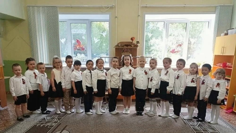 ️ С Днём Победы! 🎖️
Сегодня в нашем детском саду прошёл особенный утренник, посвящённый 9 Мая. Наши