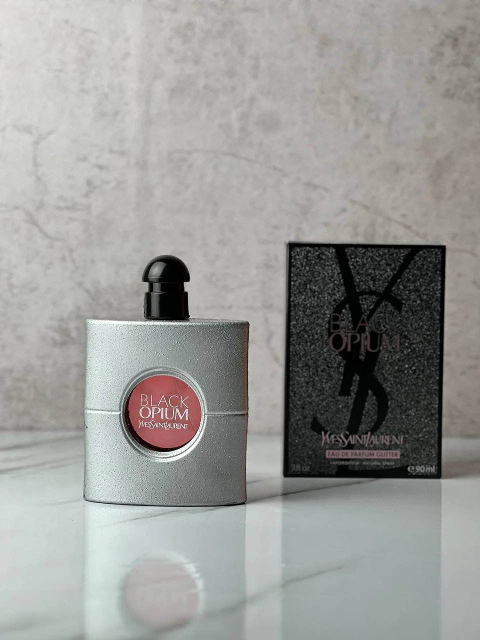 Yves Saint Laurent Black Opium Eau de Parfum

💐 Ноты аромата:
• Верхние: розовый перец, апельсиновы